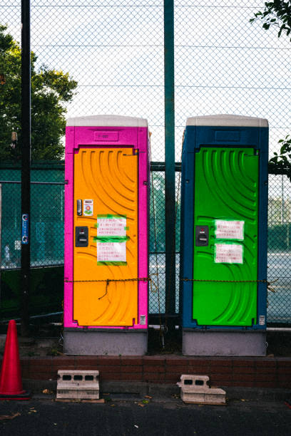 Best Local porta potty services  in Mapleton, IA